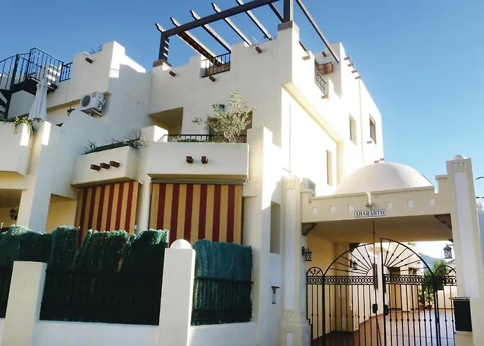 Dom wakacyjny Cozy In With Wifi Nerja